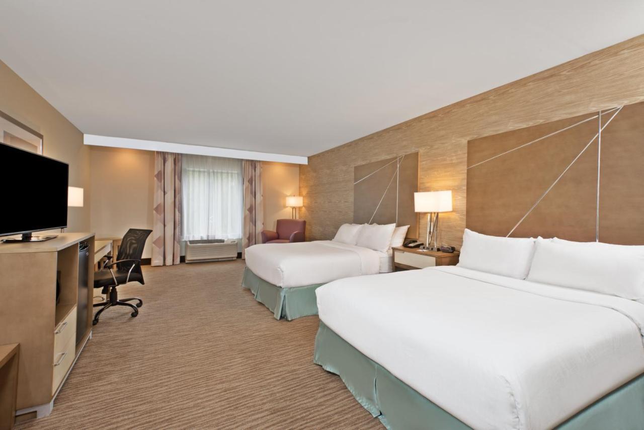 Holiday Inn Express & Suites New Cumberland By Ihg Exterior foto