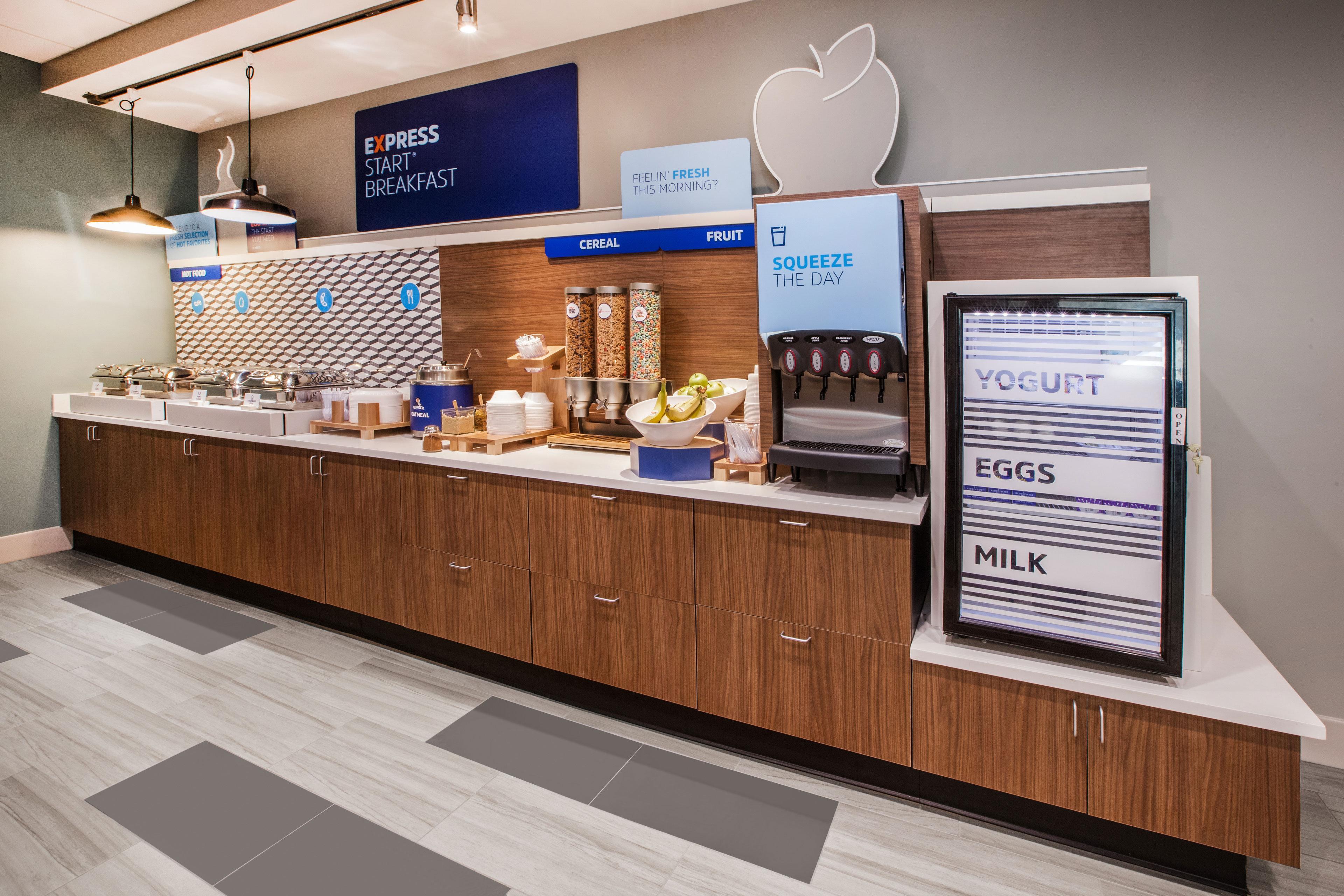 Holiday Inn Express & Suites New Cumberland By Ihg Exterior foto