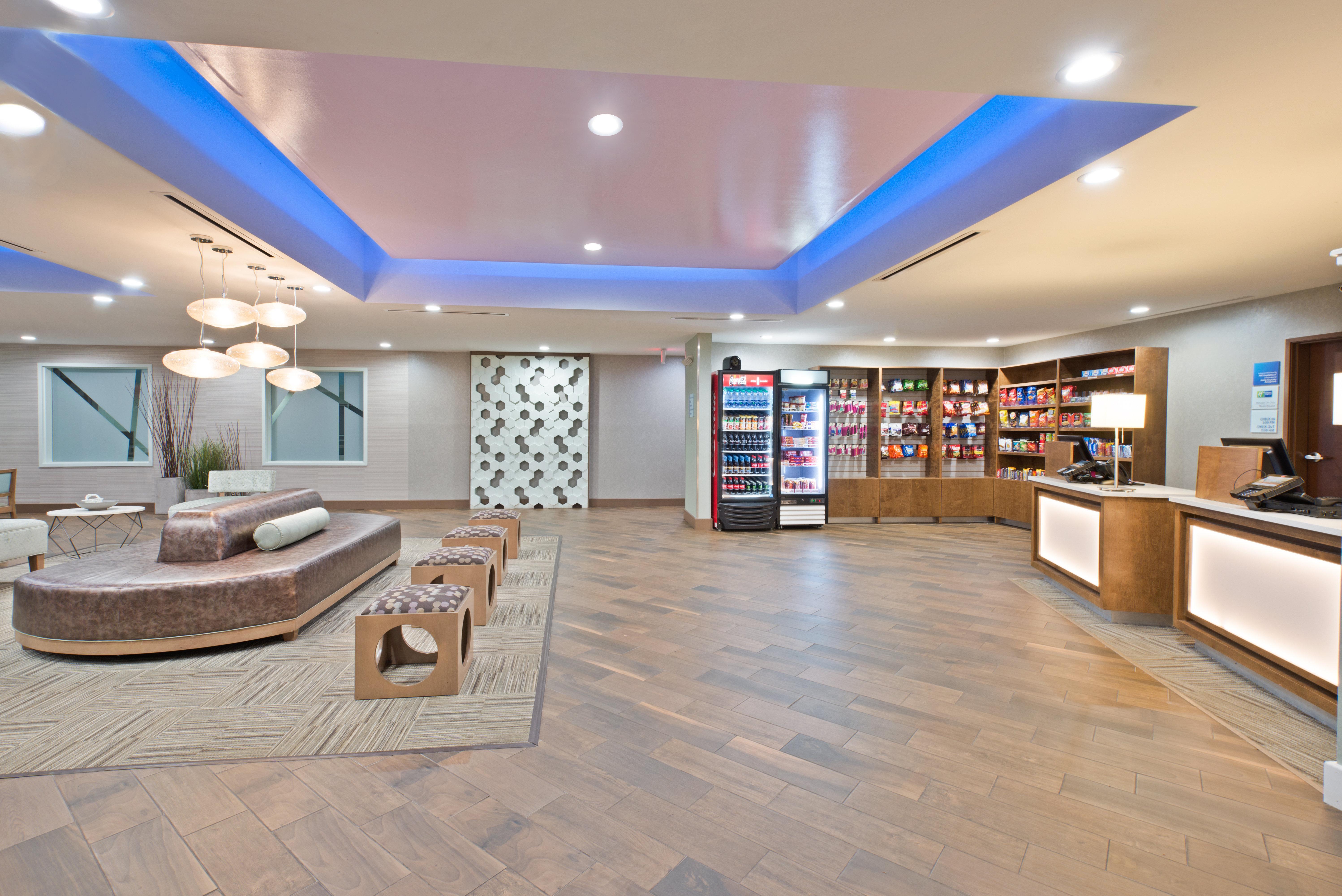 Holiday Inn Express & Suites New Cumberland By Ihg Exterior foto